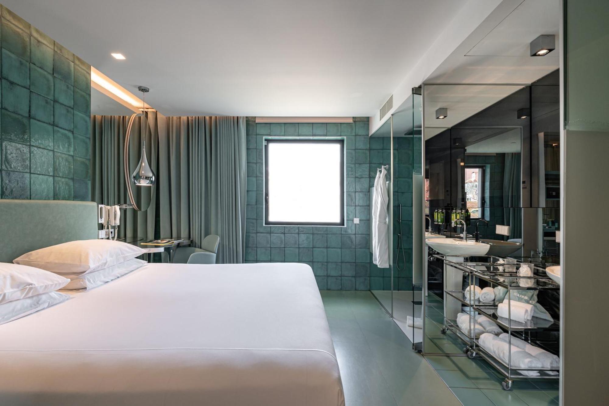Hotel Wc By The Beautique