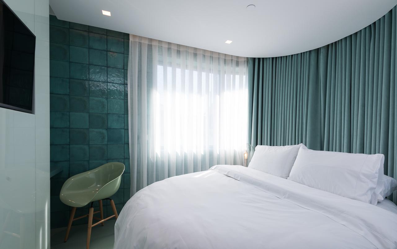 Hotel Wc By The Beautique